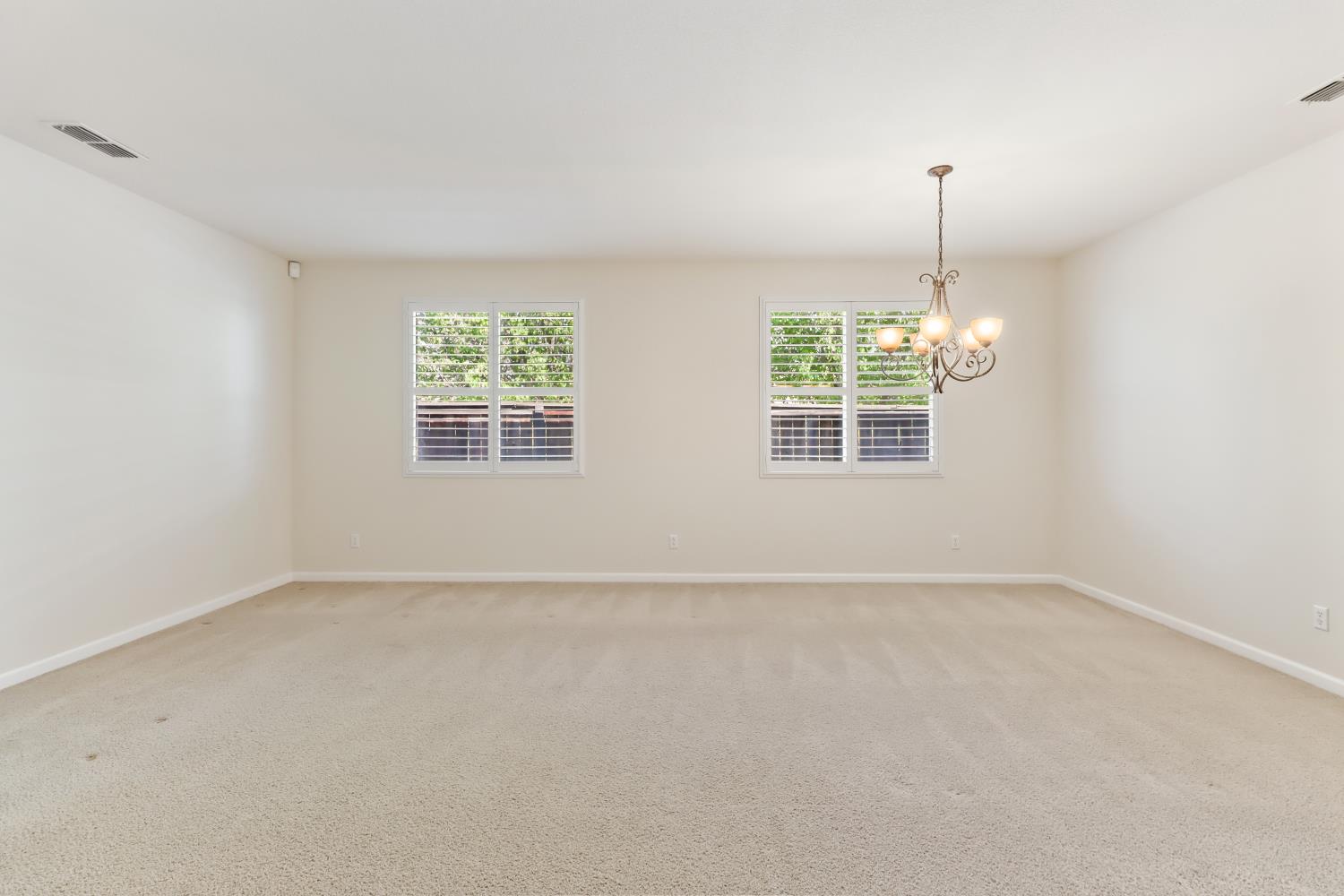 5124 Golden Glory Way