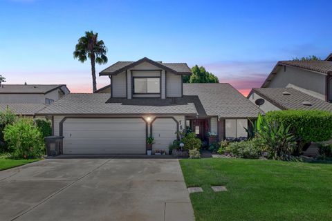 788 E Milgeo Avenue Ripon CA 95366