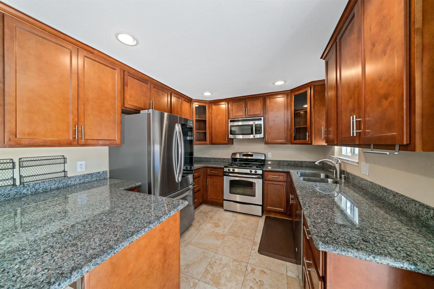 6901 Bali Court