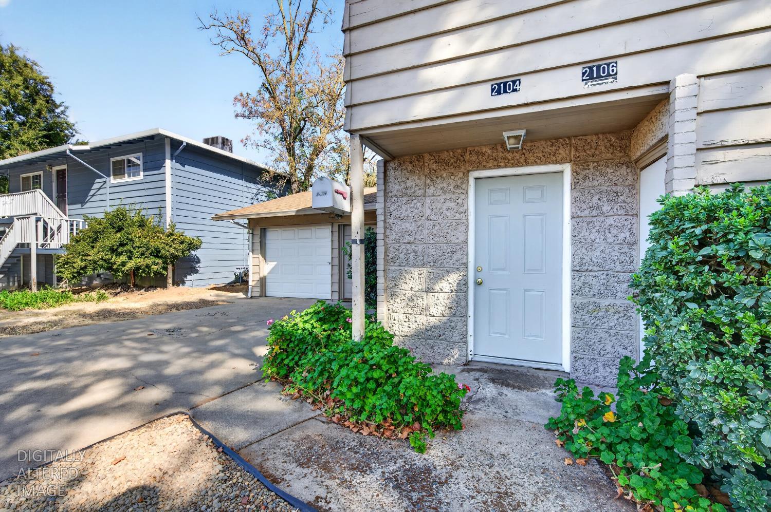 2104 Crane Court
