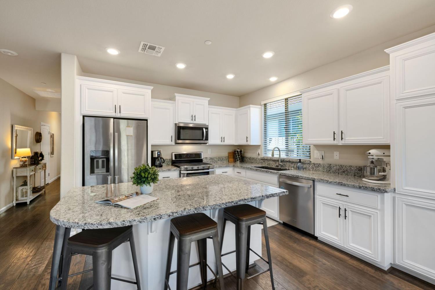 4306 Grand Prix Loop