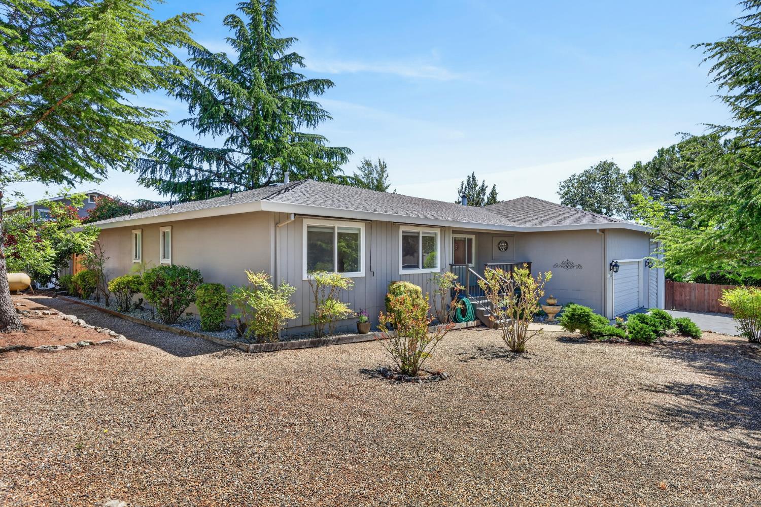 3432 Fernbrook Court