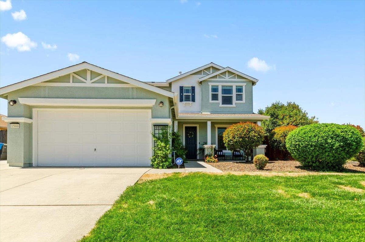 1566 Garnet Way
