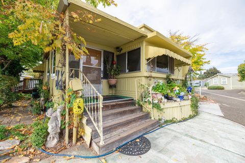 60 BIRCH Lane Folsom CA 95630