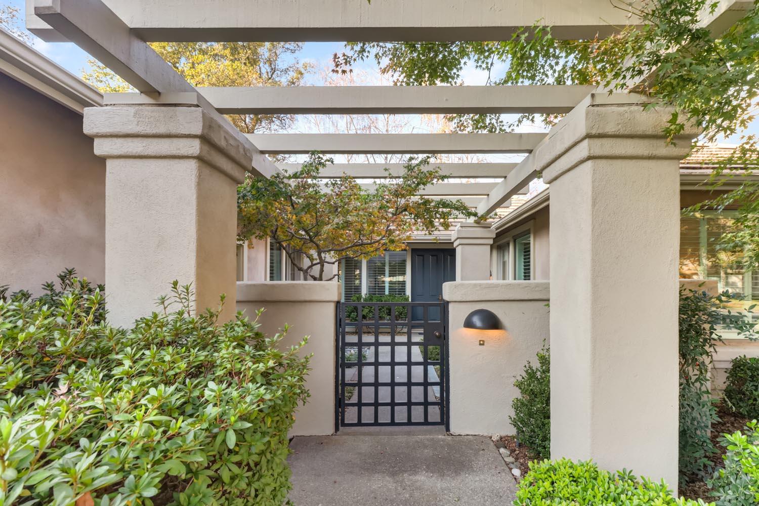 11275 Crocker Grove Lane