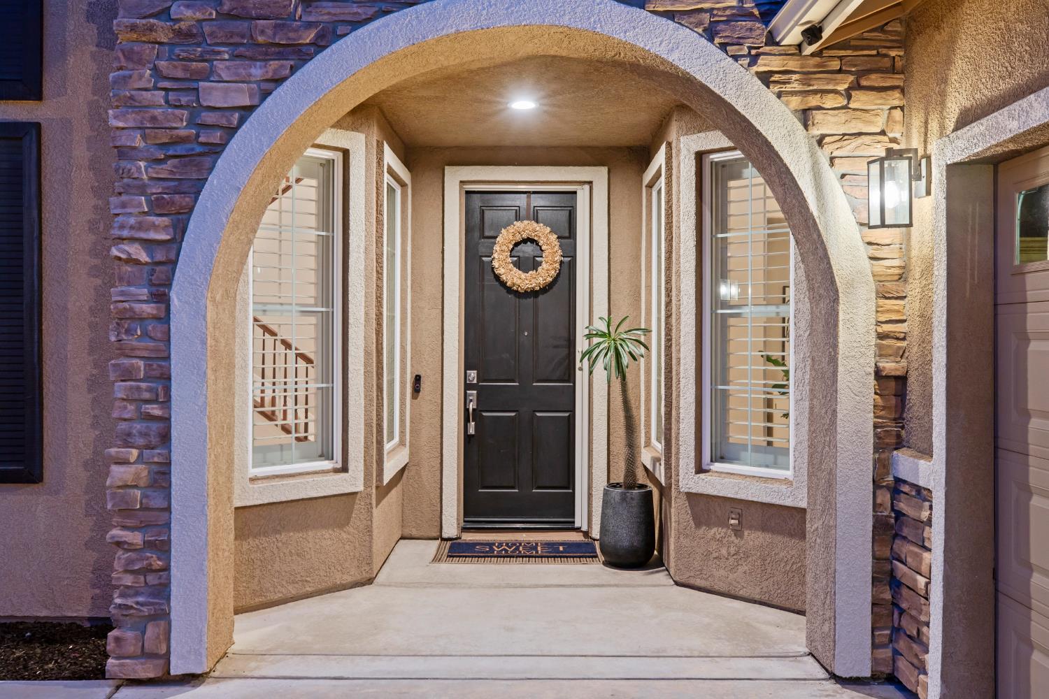 3021 Edgeview Drive