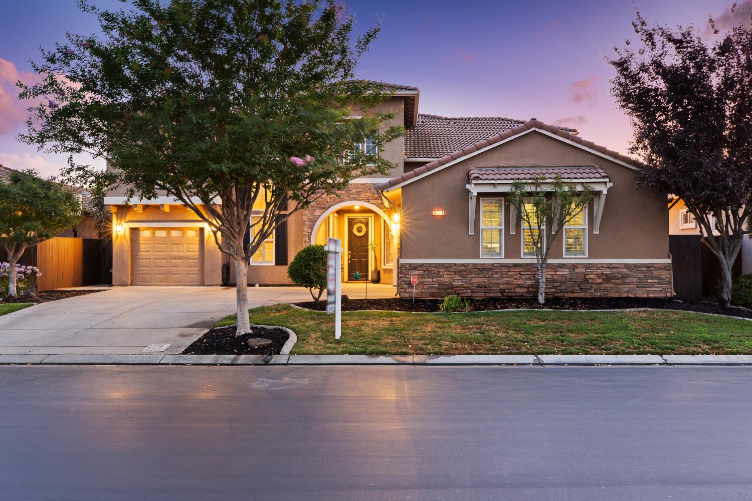 3021 Edgeview Drive