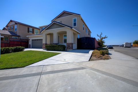 313 Michael Cox Lane Tracy CA 95377