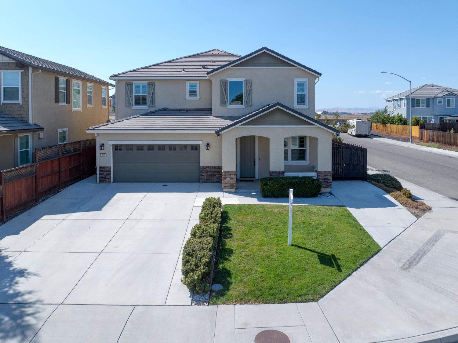 313 Michael Cox Lane