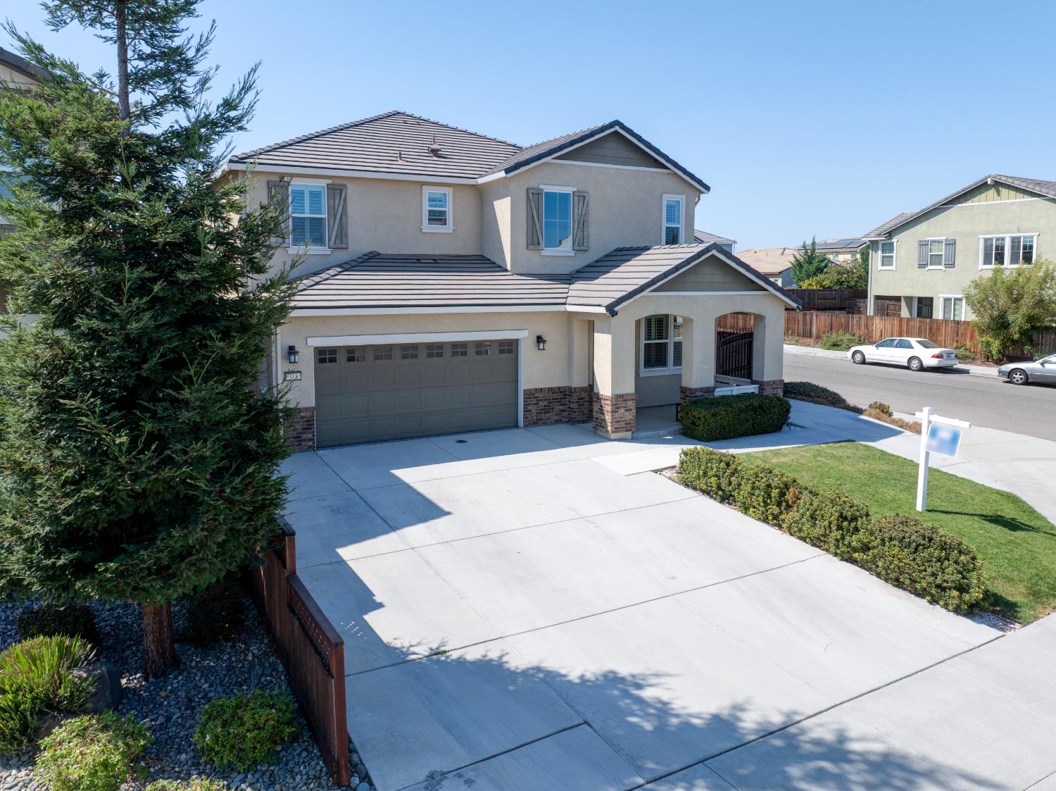 313 Michael Cox Lane