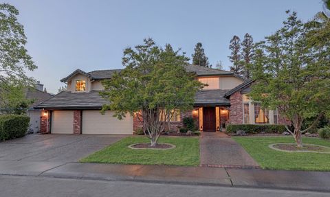 MLS: 225043578