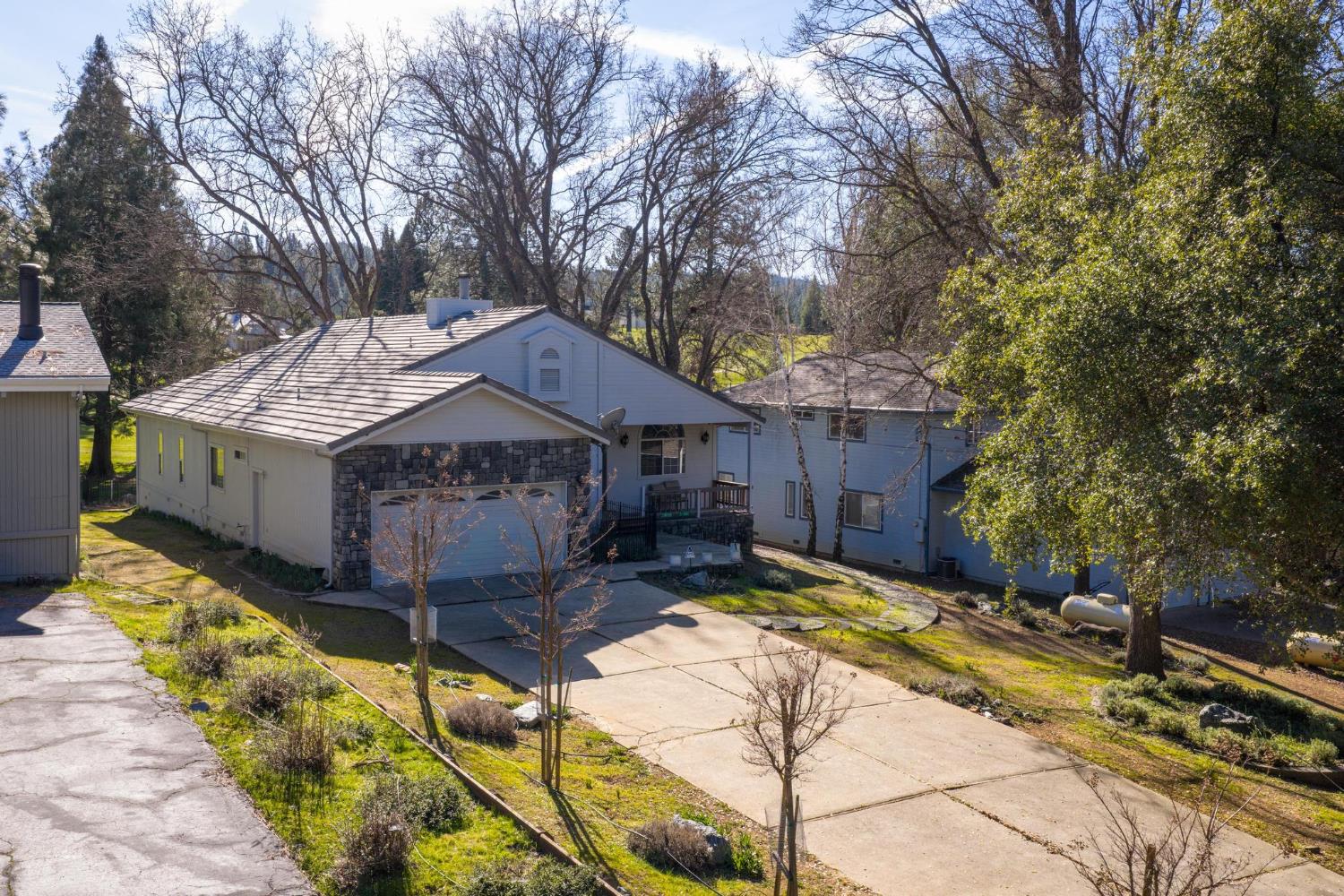 19930 Pleasantview Drive