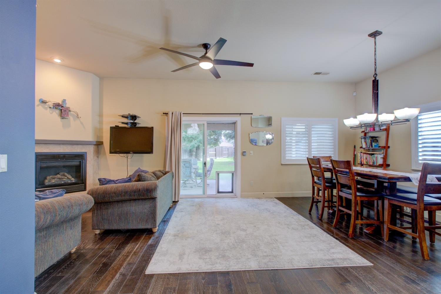 Modesto, California 95355, United States, 4 Bedrooms Bedrooms, ,3 BathroomsBathrooms,Residential,Active,79888