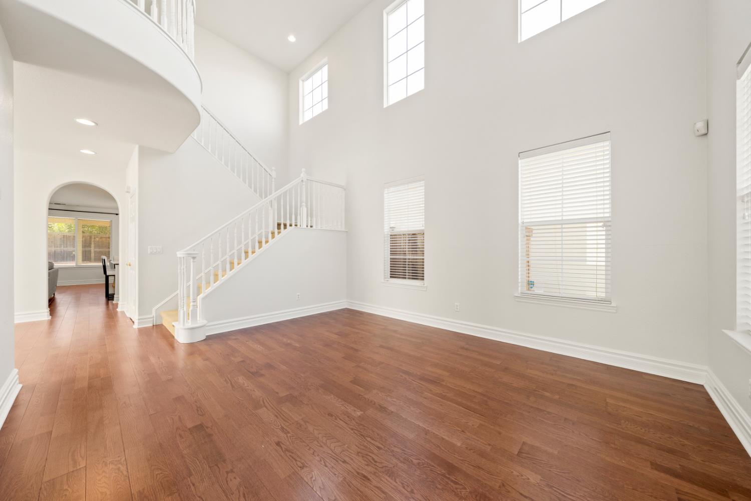 5960 Park Village Street