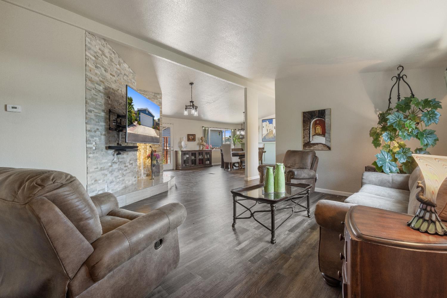 2755 N Walnut Road 127