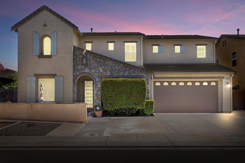 2808 Espana Lane Modesto CA 95355