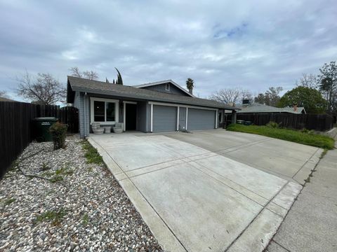 4945 Travertine Circle Sacramento CA 95841