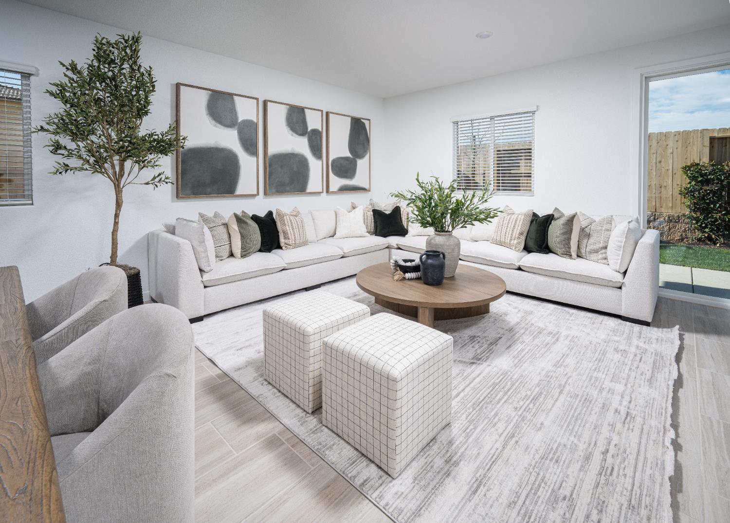 4607 Duckhawk Circle