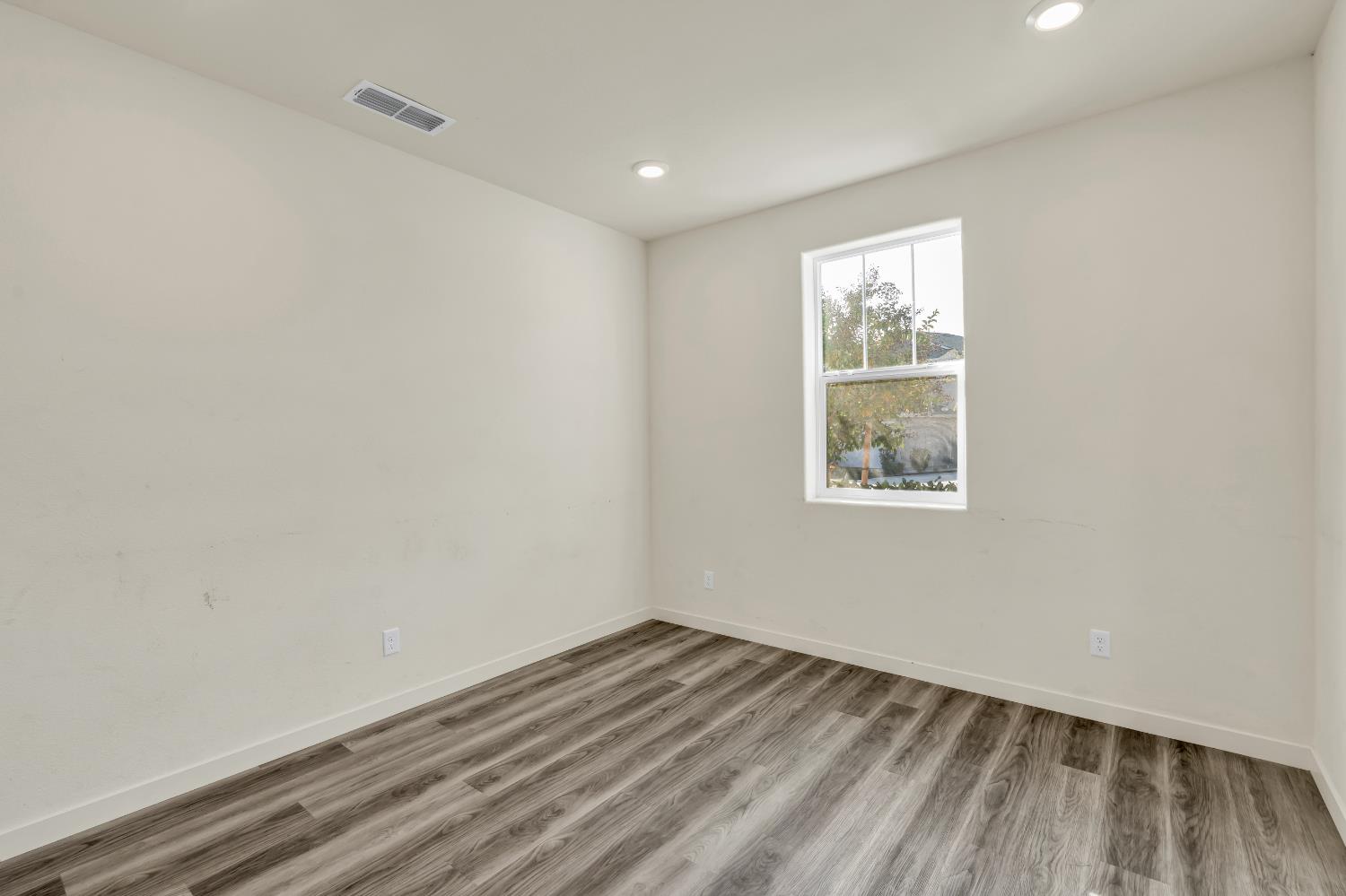 2766 Dockside St.