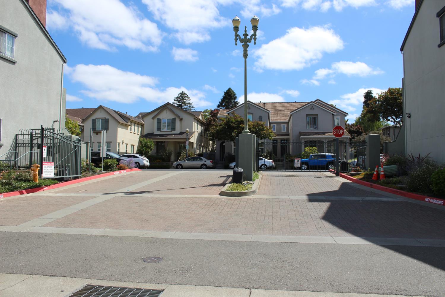 22793 Atherton