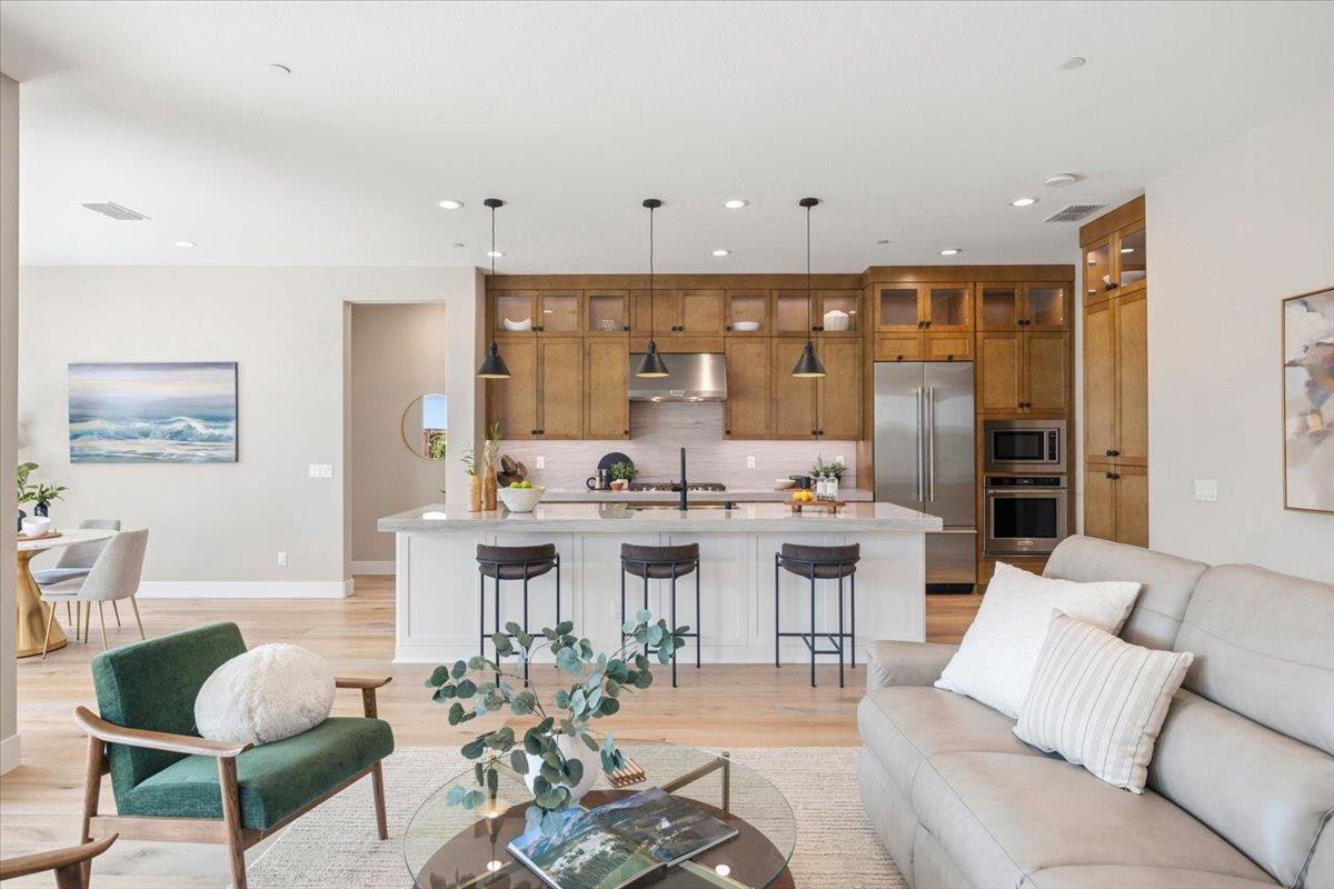 3516 Deer Park Drive