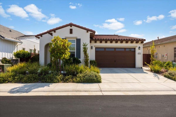 3516 DEER PARK DR, FOLSOM, CA 95630 - Image c554ac2fce6cdfccbb6ed2db33594d1b/797302399