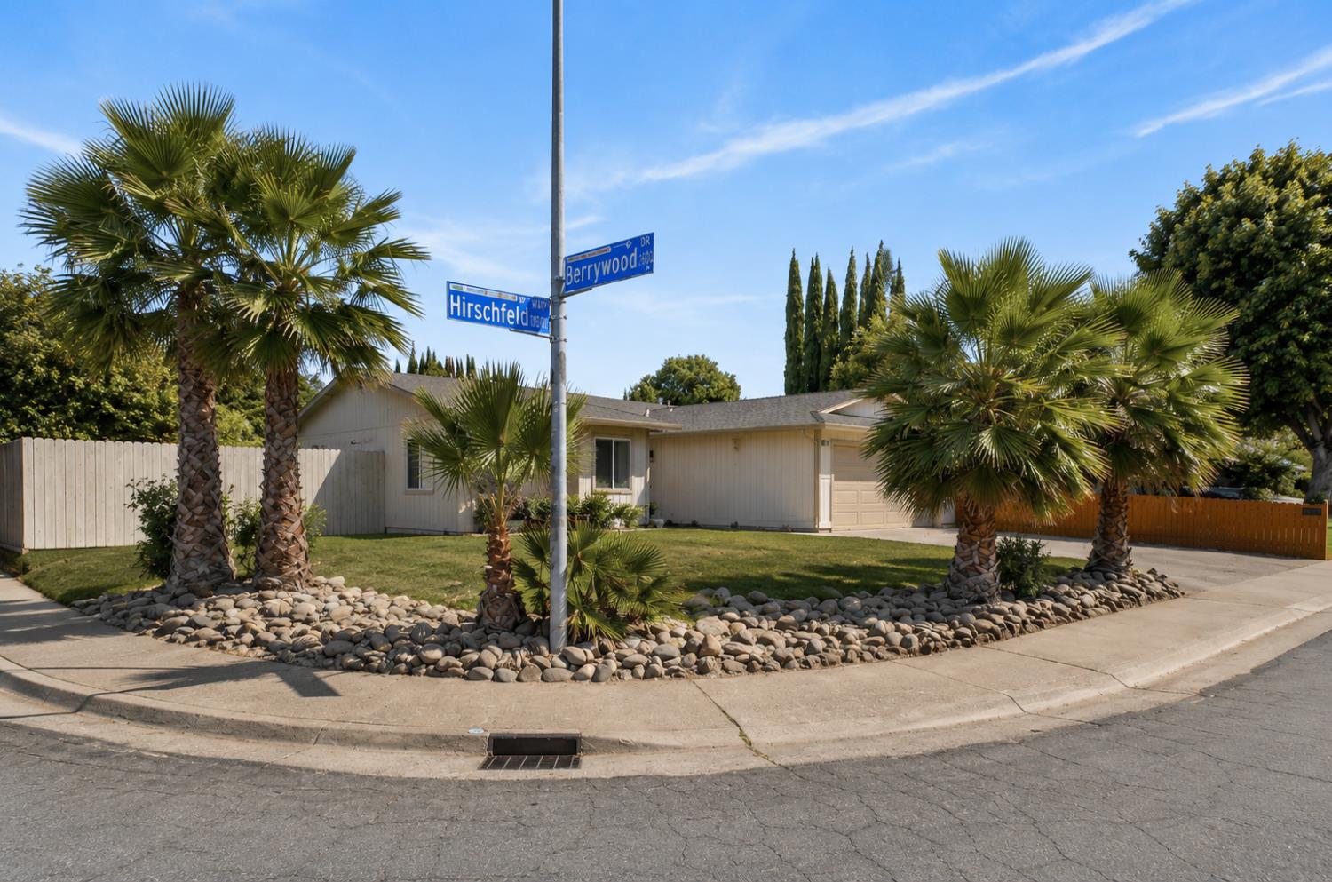 10951 Hirschfeld Way