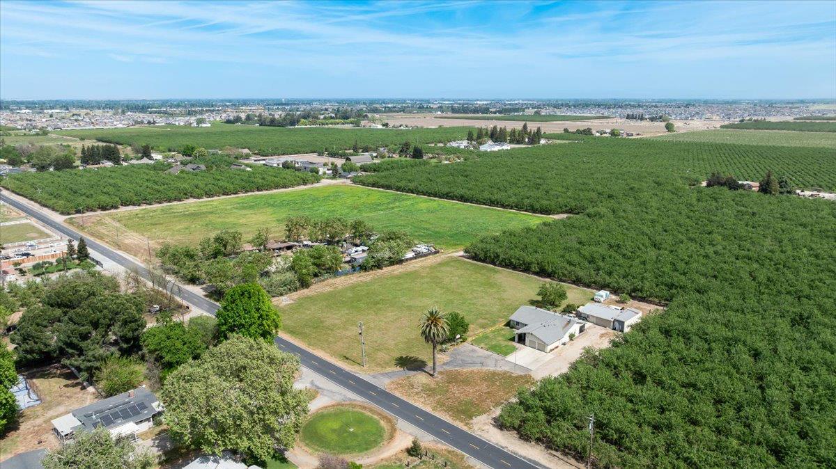 22082 Oleander Avenue