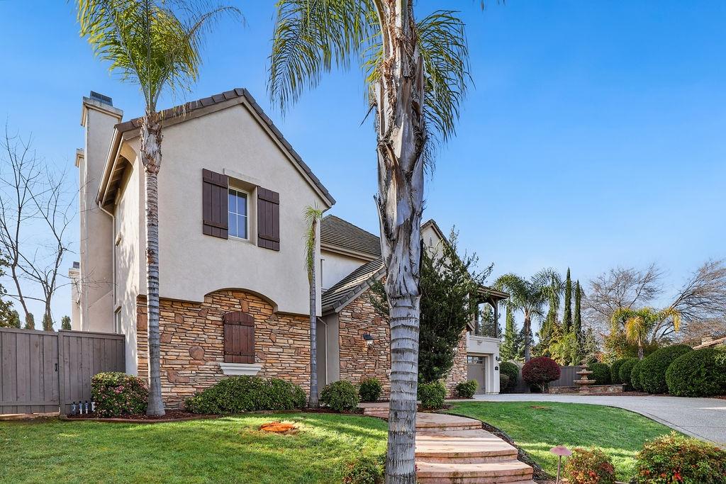 224 Heron Creek Court