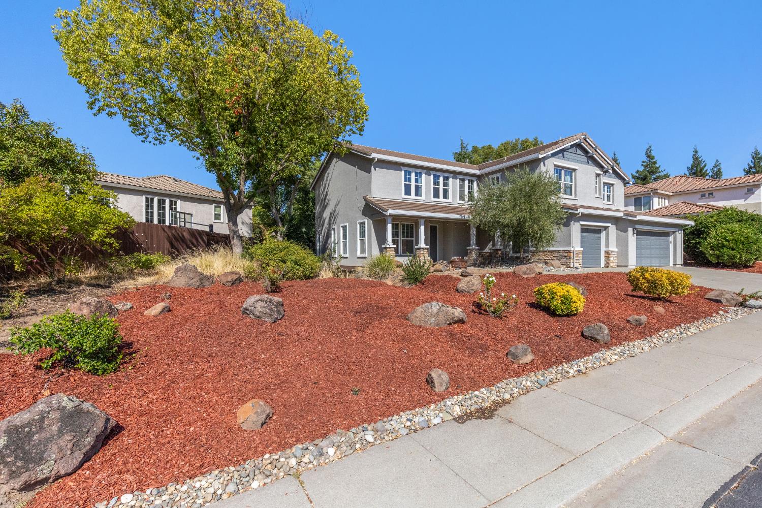 2548 Tradewinds Drive