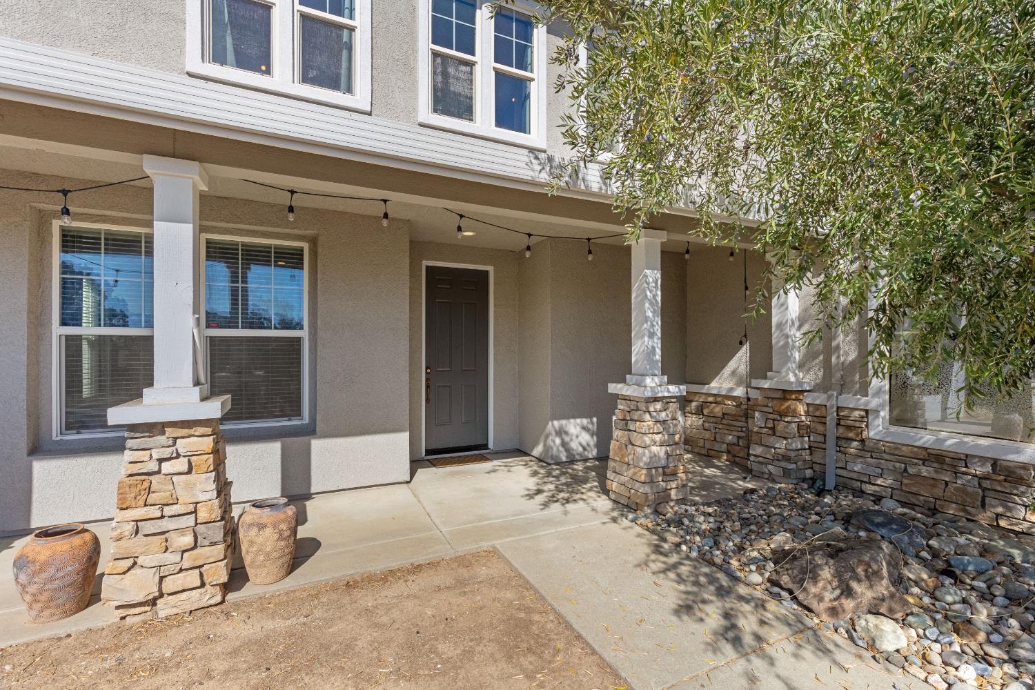2548 Tradewinds Drive