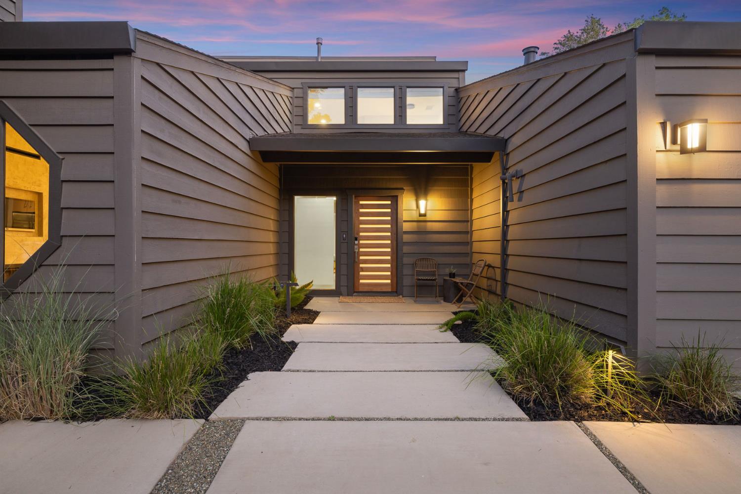 132 Huerta Place