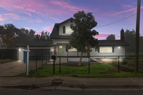 3112 S B Street Stockton CA 95206