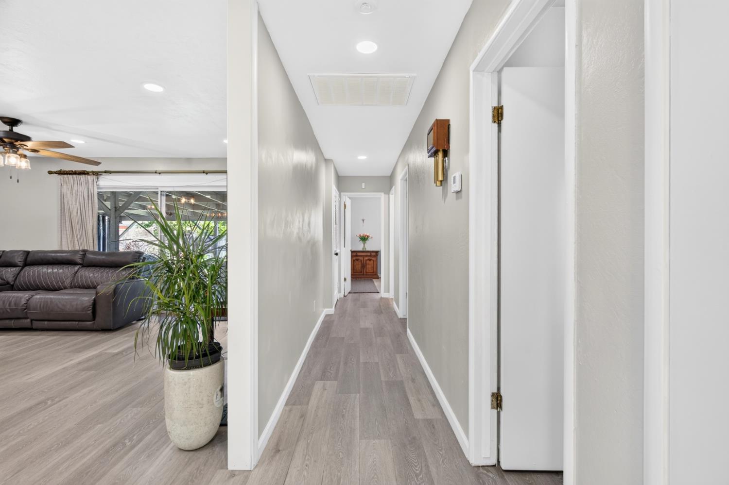 2119 Debbie Lane