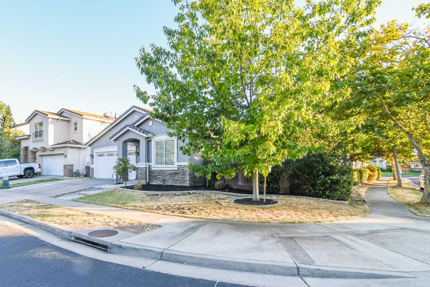 1675 Greenbrier Road