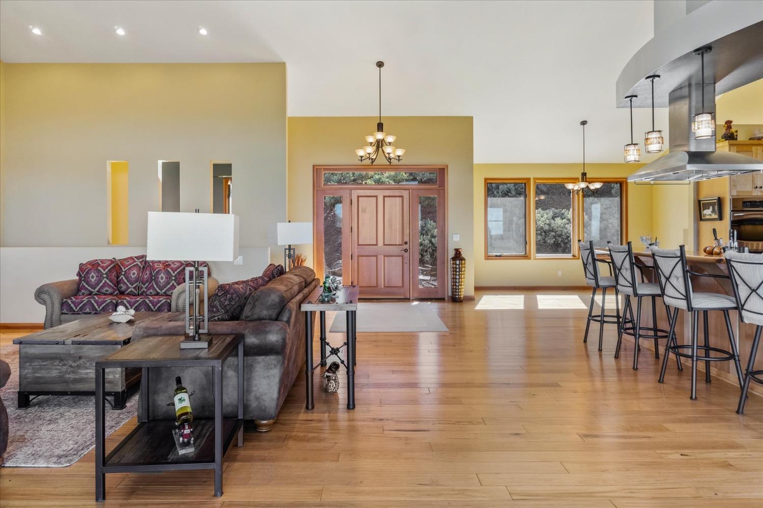 3204 Skunk Ranch Road