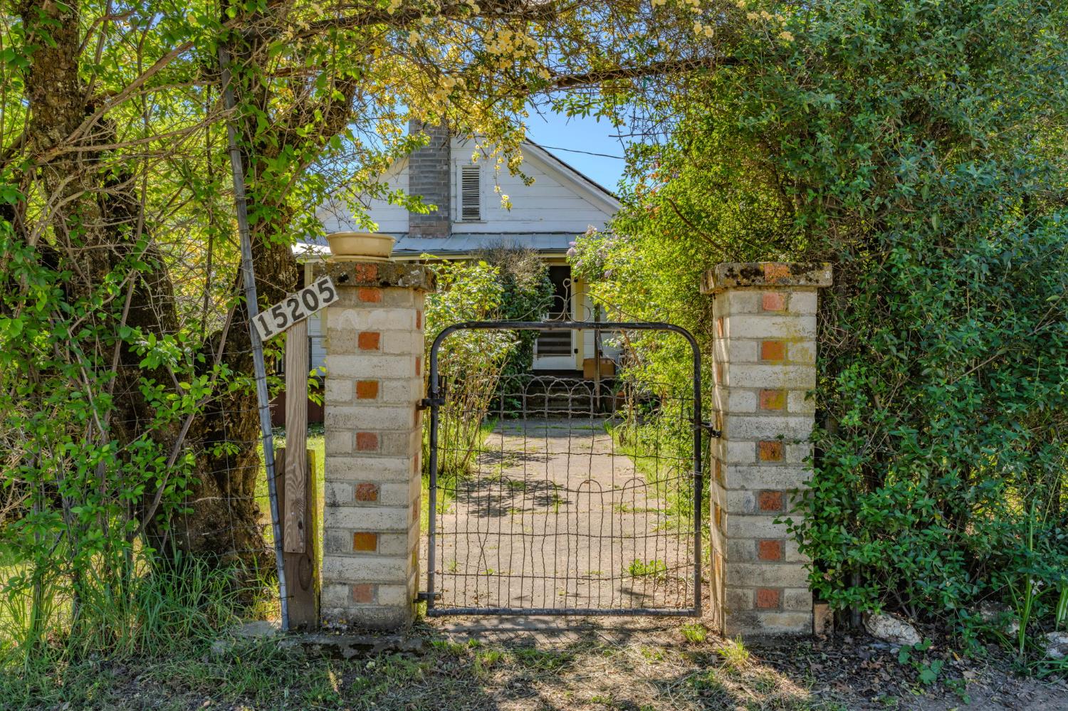 15205 Bunker Hill Road