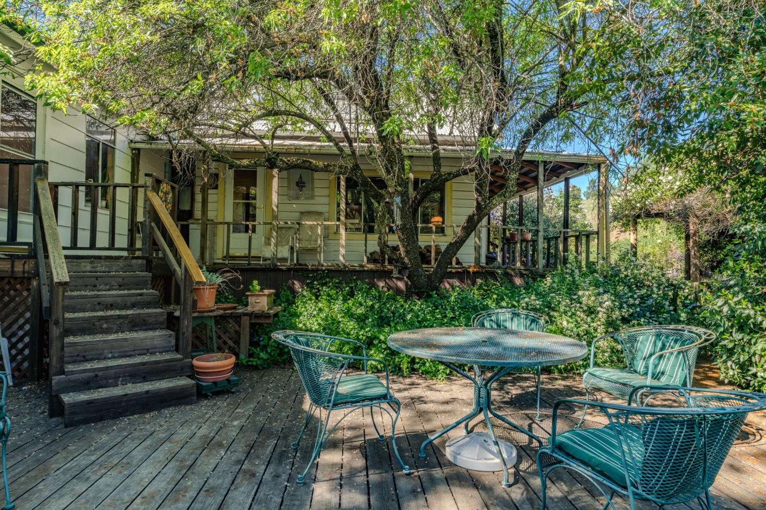 15205 Bunker Hill Road