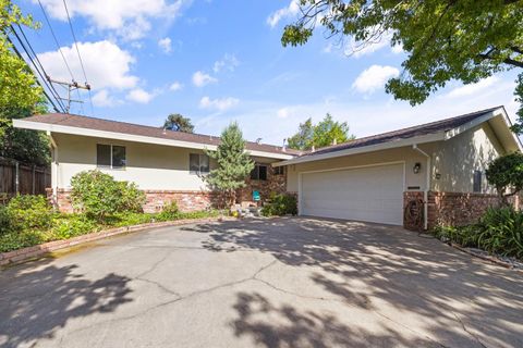 6010 Holstein Way Sacramento CA 95822