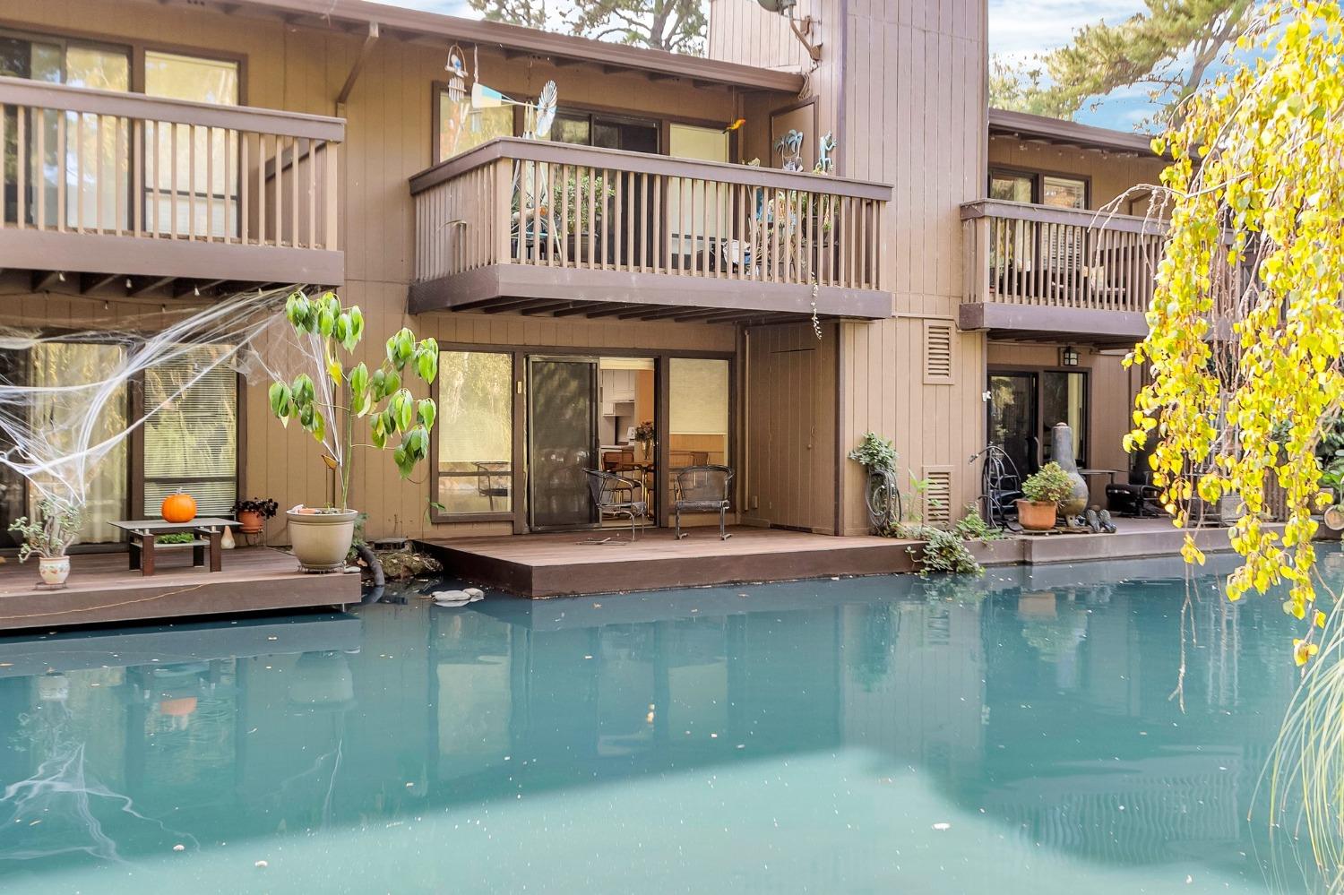 2484 Larkspur Lane 183
