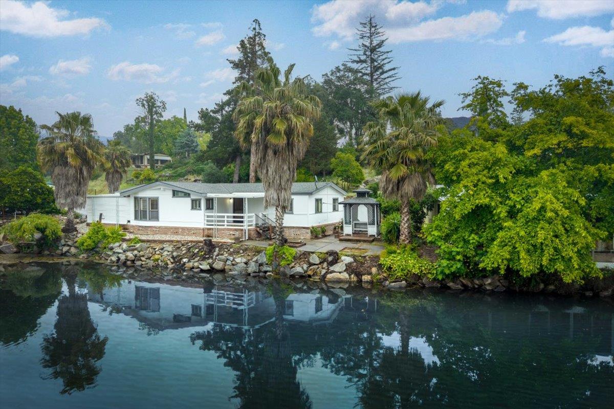 1920 Sunset Dr