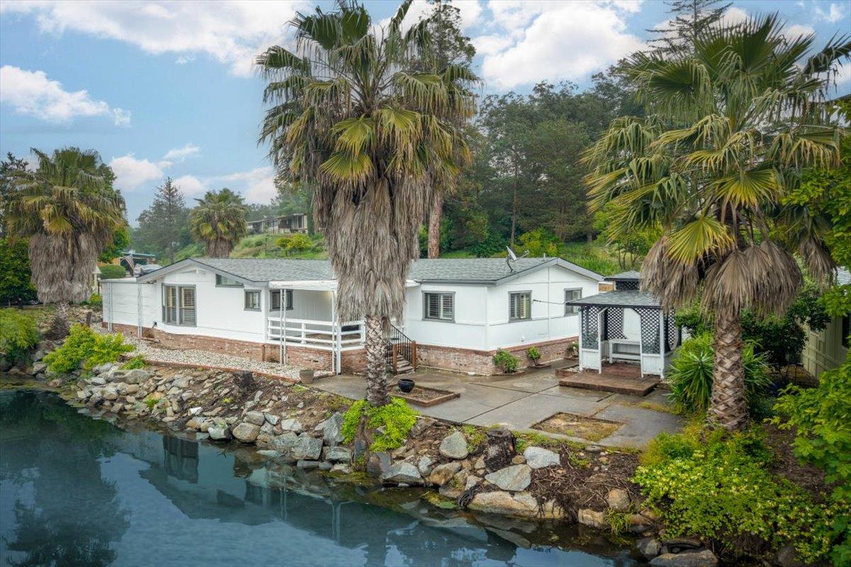 1920 Sunset Dr