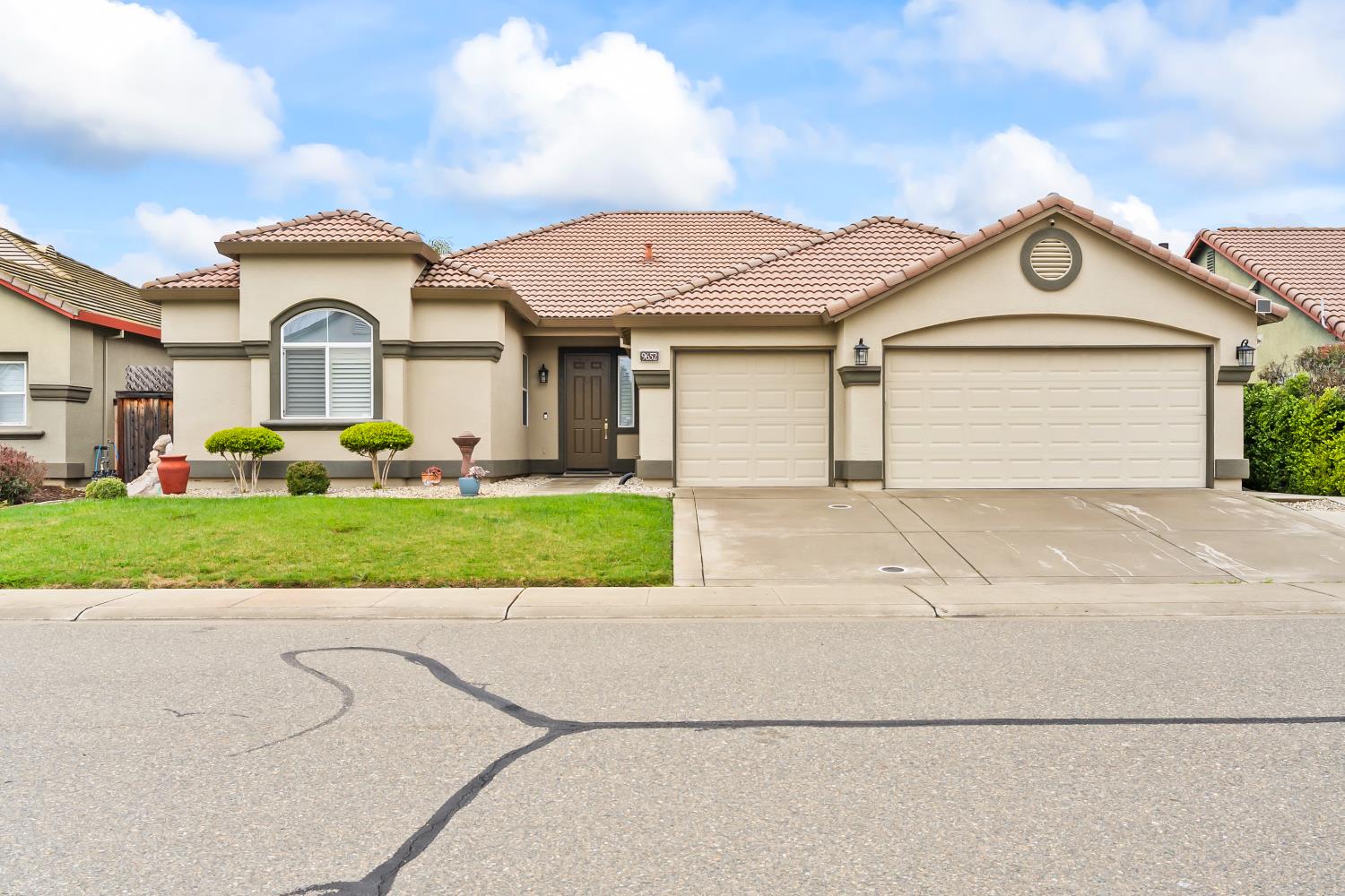 9652 Pasture Rose Way