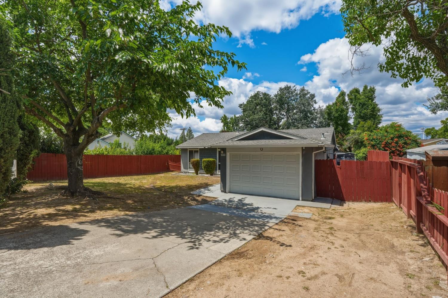 5509 Eagle View Way