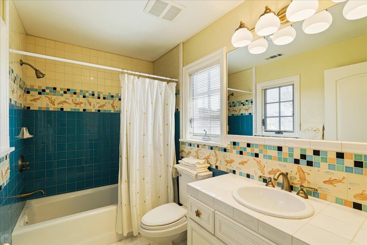 20 Mosswood Ct, Copperopolis, CA, 95228, USA, 3 Bedrooms Bedrooms, ,5 BathroomsBathrooms,Residential,Active,20 Mosswood Ct,225147171