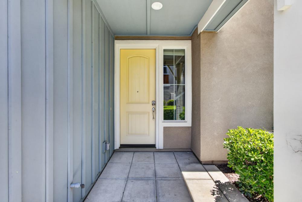 5385 Sable Wood Lane
