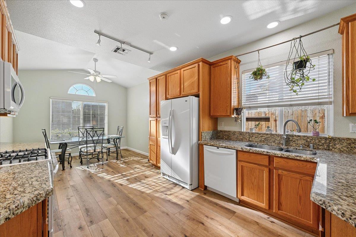 2013 Butterfield Lane