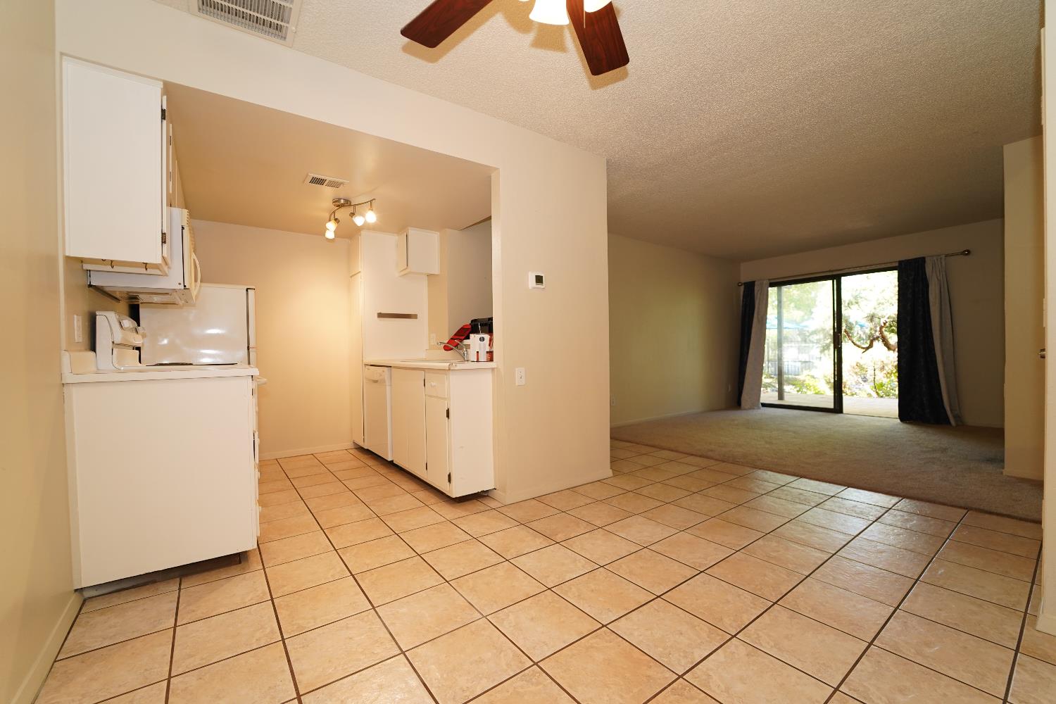 975 Fulton Avenue 487