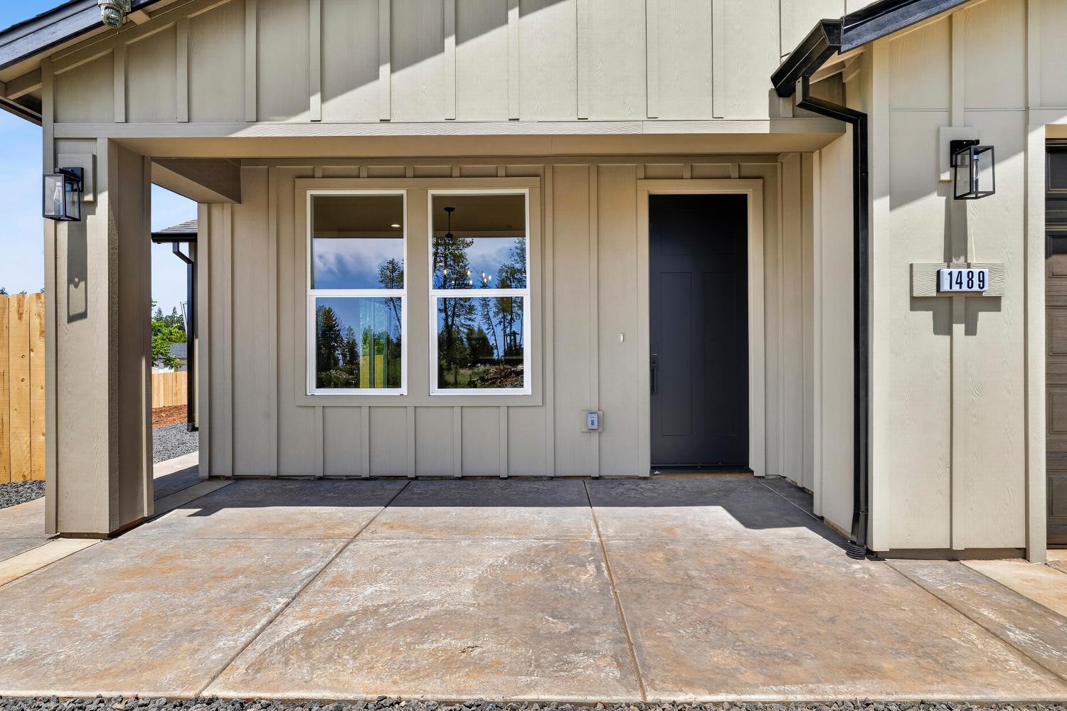 1489 Fox Road