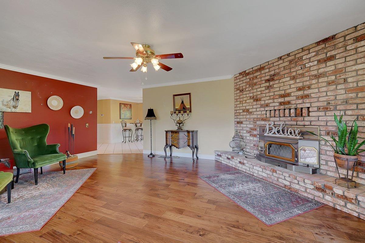 Browns Valley, California 95918, United States, 3 Bedrooms Bedrooms, ,2 BathroomsBathrooms,Residential,Active,98056